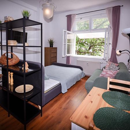 Central Urban Studio - Style Meets Comfort Bratislava Extérieur photo