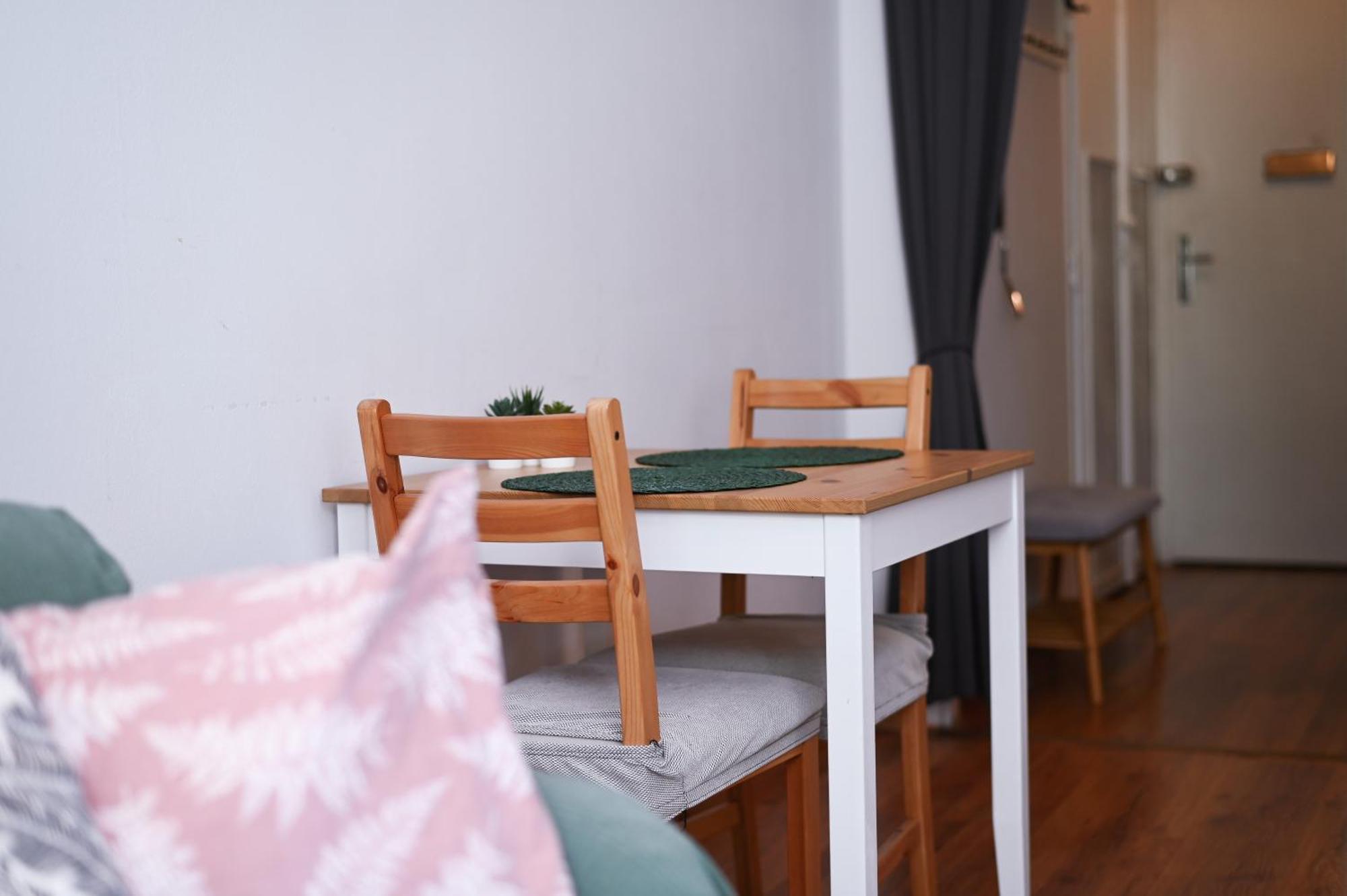 Central Urban Studio - Style Meets Comfort Bratislava Extérieur photo
