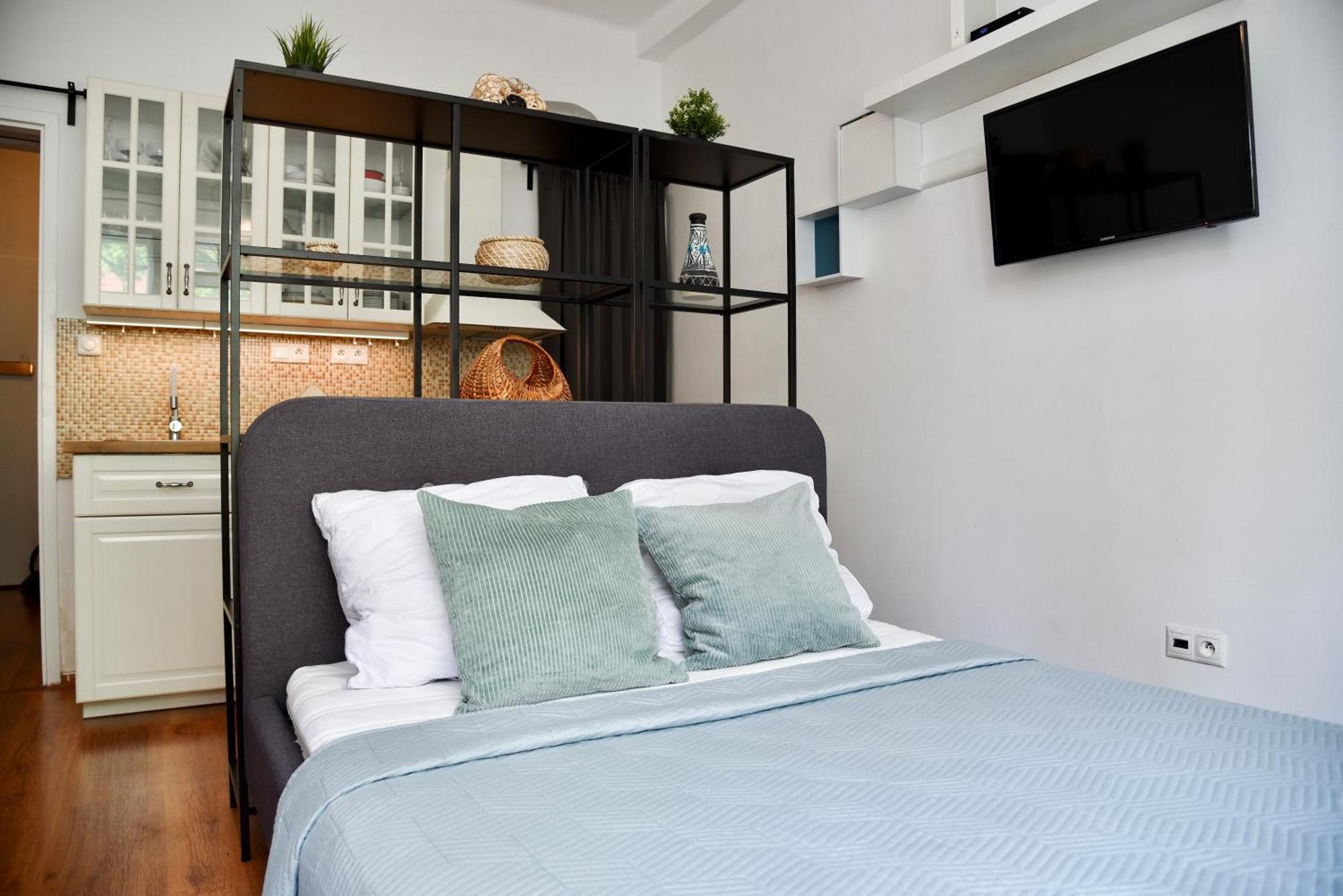 Central Urban Studio - Style Meets Comfort Bratislava Extérieur photo