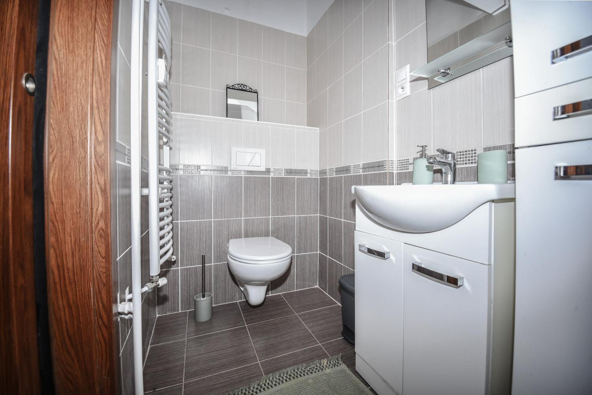 Central Urban Studio - Style Meets Comfort Bratislava Extérieur photo