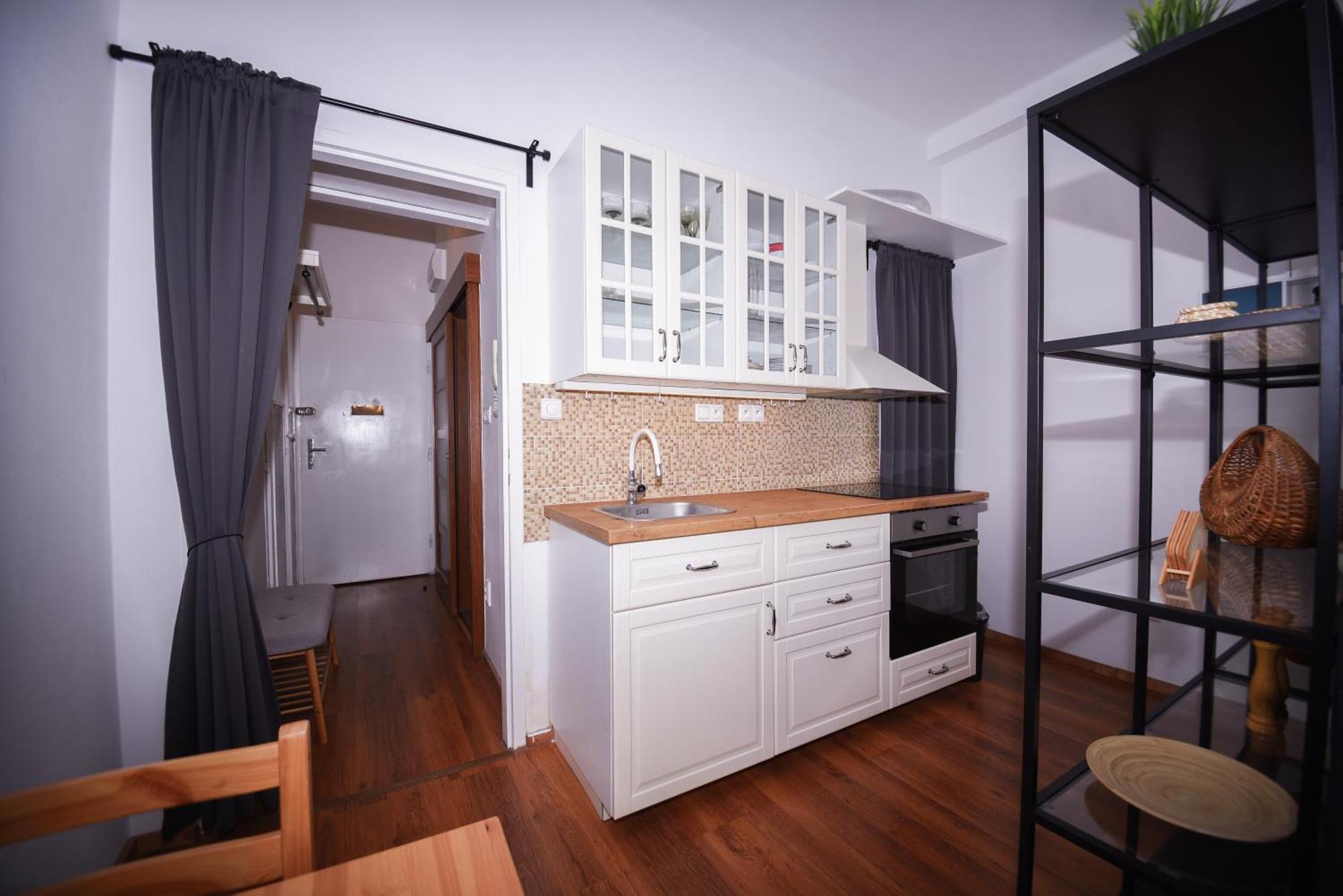 Central Urban Studio - Style Meets Comfort Bratislava Extérieur photo
